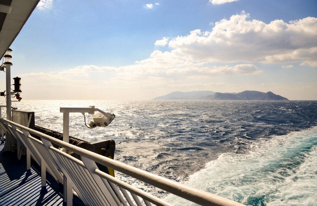 Ios great Sea view studio next to nightlife for 2