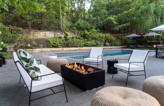 Island View Manor-Secluded, Pool Hot, Tub