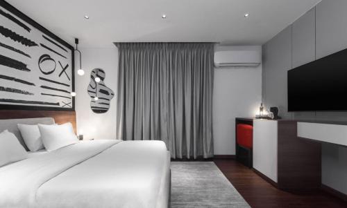 Ivy Lush Hotel