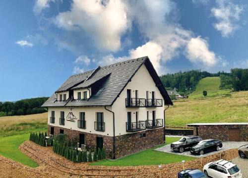 J-H APARTMÁNY HORSKÝ RESORT BUKOVÁ HORA - 100 m od LANOVKY