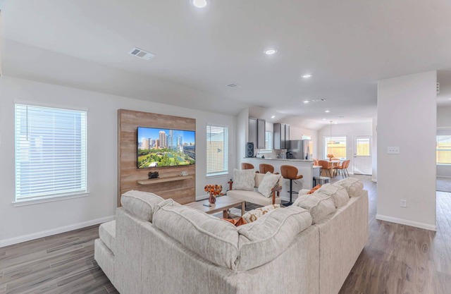 Jacuzzi/hottub, Pool table