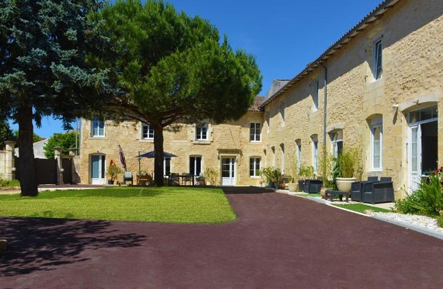 Jardin d'arcy - chambres d'hôtes avec piscine et SPA
