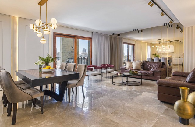 Jerusalem Estates large 5 Bdrm W/Balcony