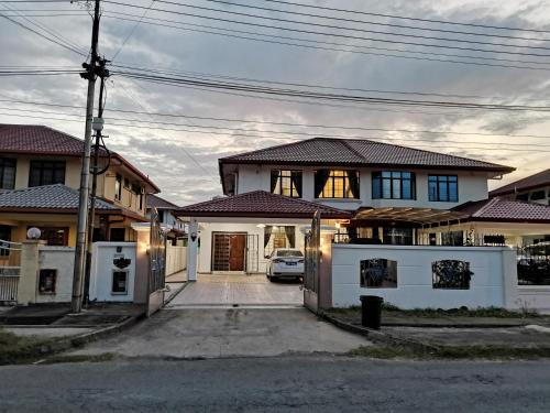 Jiuhao Homestay 九号民宿 15pax Stay Near Airport & City by Greenage