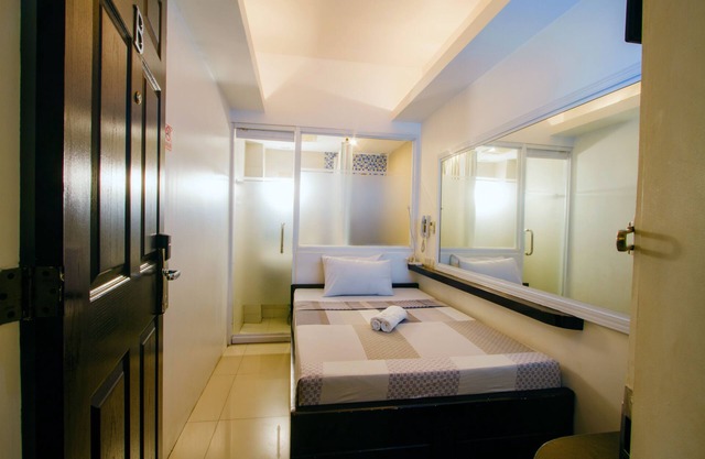 JJ Midcity Inn
