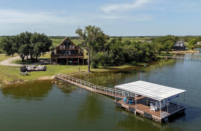 JJ's Point of View! Lakefront Log Cabin on Lake Leon ~ Eastland, TX!