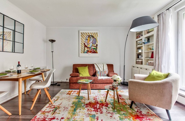 Joli Appartement au Coeur du Marais Historique Avec Terrasse