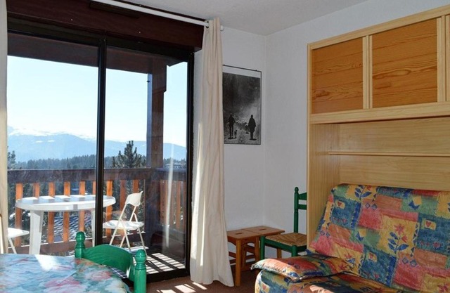 Joli studio cabine 4 pers, balcon, PKG, Bolquère-Pyrénées 2000 - FR-1-592-14