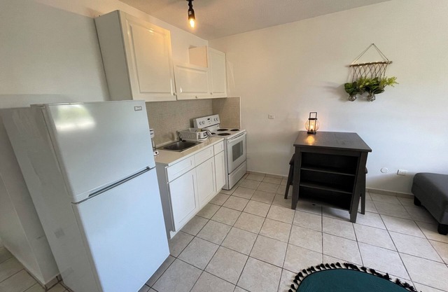 Jordan Village beautiful studio- unit 28