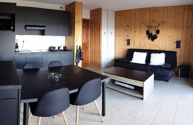 Joubelle Residence - Nice chalet with 4 beds with a beautiful view in Réallon station