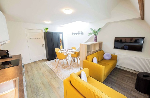 Joyful 50m² Two-Bedroom Apartment (SD-23-J)