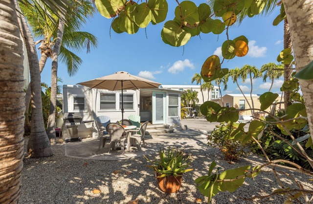 JUDY'S PLACE ~ 2 Bedroom, 1 Bathroom Home in Venture Out Community!