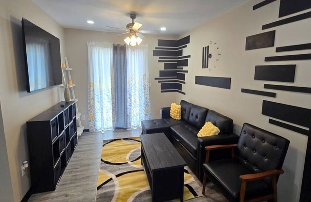 JuLicia's Place - #1