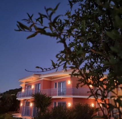 Julietta Suites