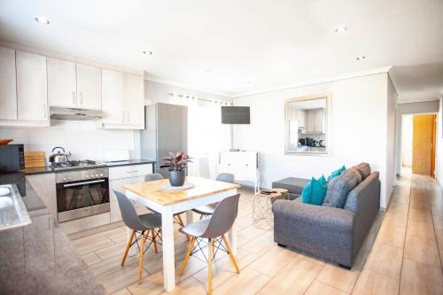 Julinas Self Catering Apartments