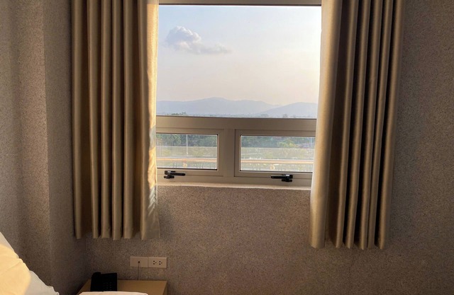 Juna Hotel