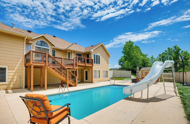 Junction City Home w/Hot Tub - Near Milford Lake!
