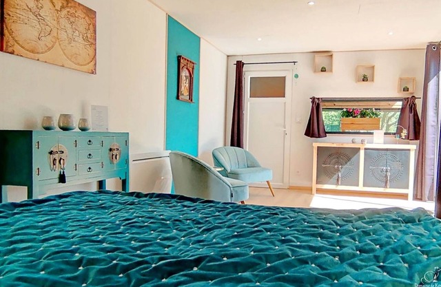 Junior suite, with terrace and spa: Lodge “La Compagnie des Indes”