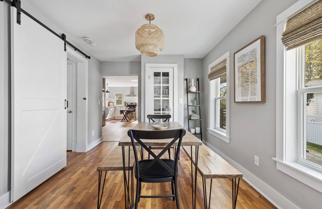 Juniper Presents: Elegant & Cozy Guesthouse w/Hot Tub + Firepit, Walk to Town