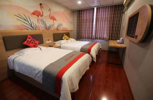 Junyi Hotel - Zaozhuang High Speed Railway Station