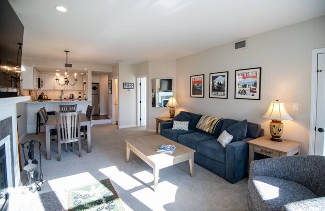 Just steps to the trail enjoy the best location in Winterplace ski community