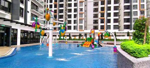 K AVENUE B17 house room near airport by Gc