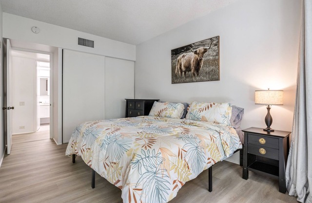 KAHALA BEACH APARTMENT