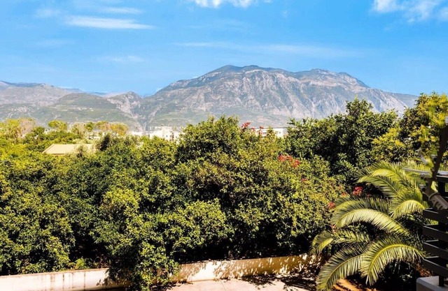 Kalamata's Spacious Getaway-Taygetos Amazing View