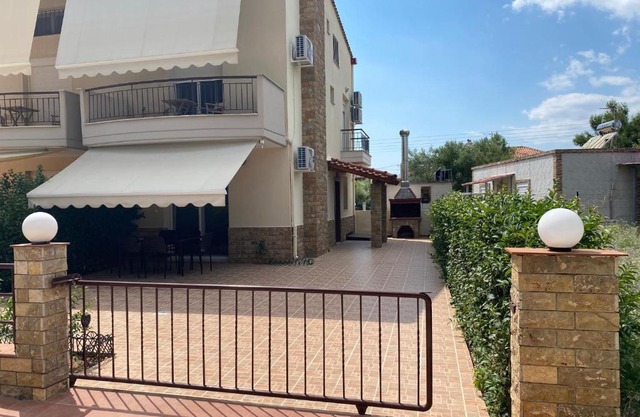 Kalives Sithonia Family house