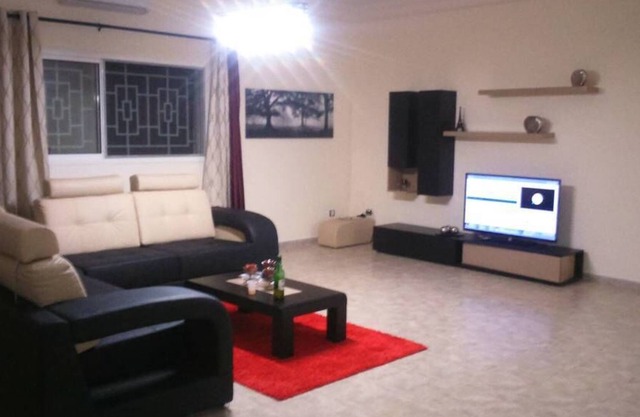 Kami House BISSAU, 3 bedrooms Villa, comfortable big rooms with AC