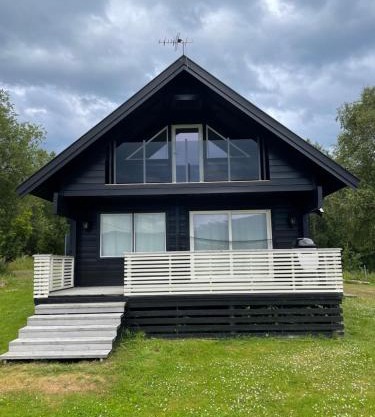 Karnes Lodge