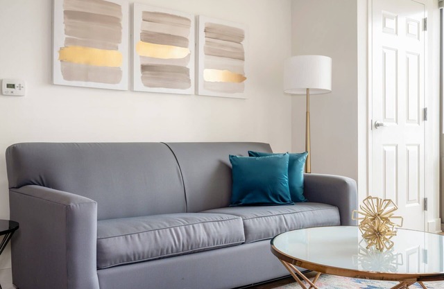 Kasa | Relaxing 1 BD + Near Local Eateries | Chicago
