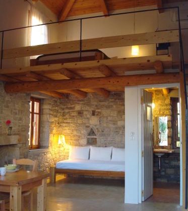 Kastraki Art Houses