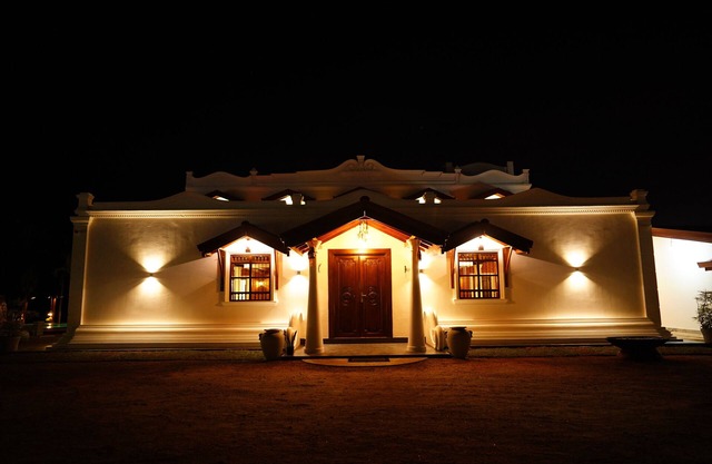 Kathircholai villa-Suite Room