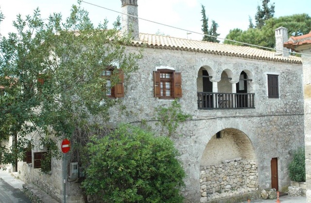 KATSANEIKO Stone built Mansion with Private POOL