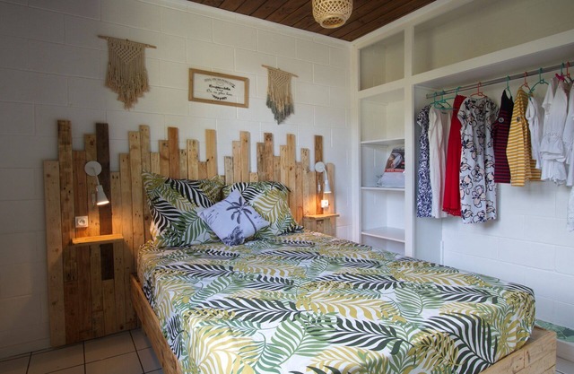 Kaz Nomia, 2min from the beach