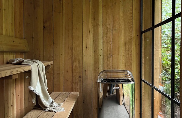 KD Country House: Designer Home Among Wineries w/Sauna!