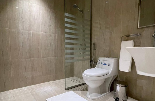 Kease Ghadeer C-6 Royal touch GX81