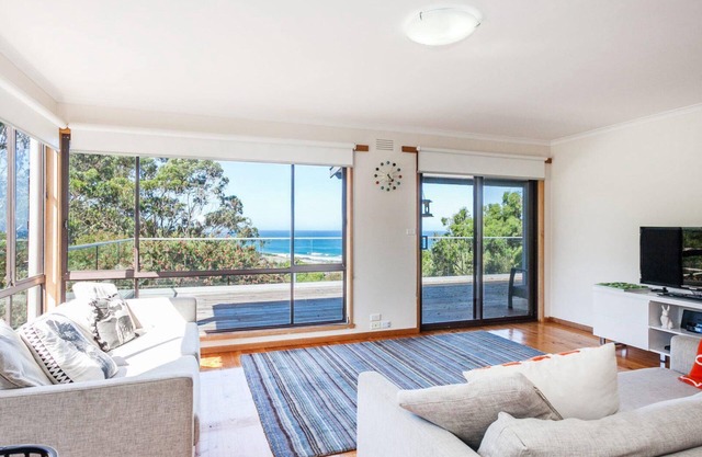 Kennett Bach - Where the Ocean Meets the Forest