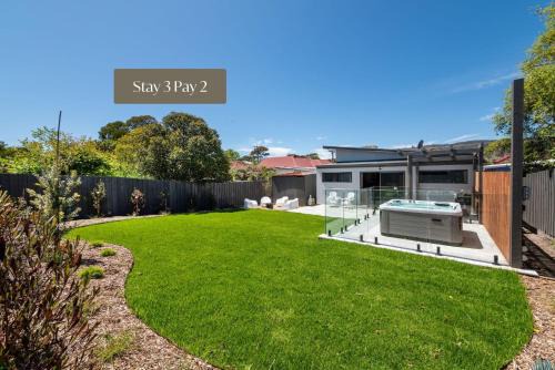 Kennington Beach Getaway with Spa