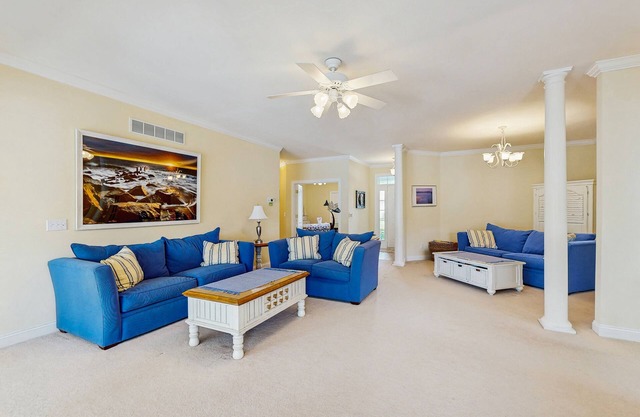 Keys of Marsh Harbor house w/community pool & tennis court, deck, grill