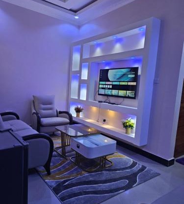King Cave Luxury Apartment