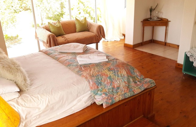 King Mountain View Studio - FLAMINGO REST