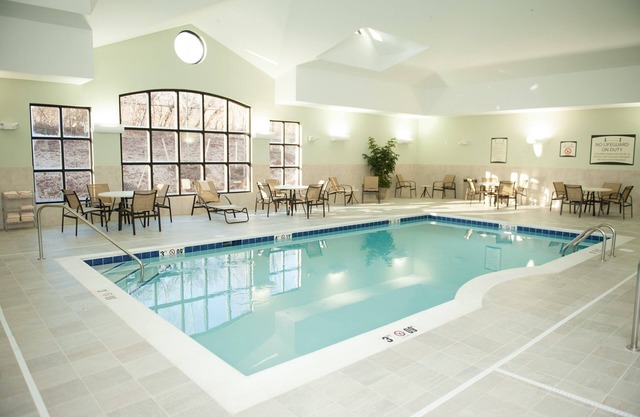 King Studio | Pool & Whirlpool Access