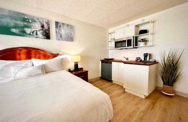 King Studio Suite with Kitchenette in the heart of Racine!