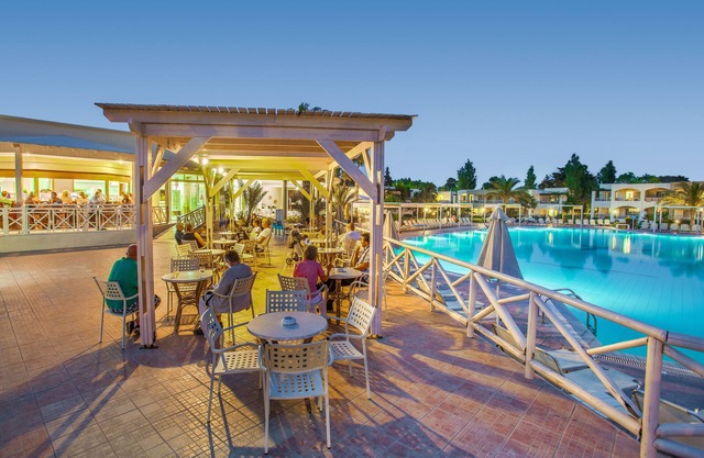 Kipriotis Maris Suites - All Inclusive