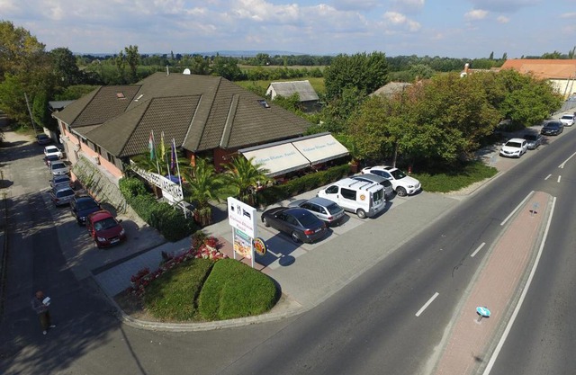 Kisduna Étterem-Panzió