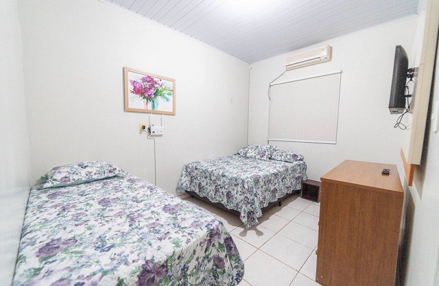 Kitnet 20% off, Full Kitchen, up to 4 Guests, Jr Catito