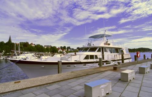 Klassische Motoryacht Ocean Motion