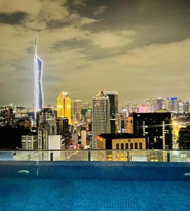 KLcc suites by Greenspace